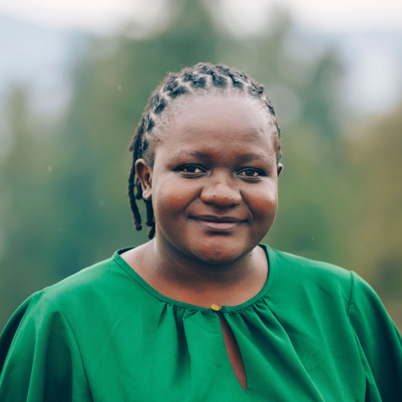 Cynthia Amol